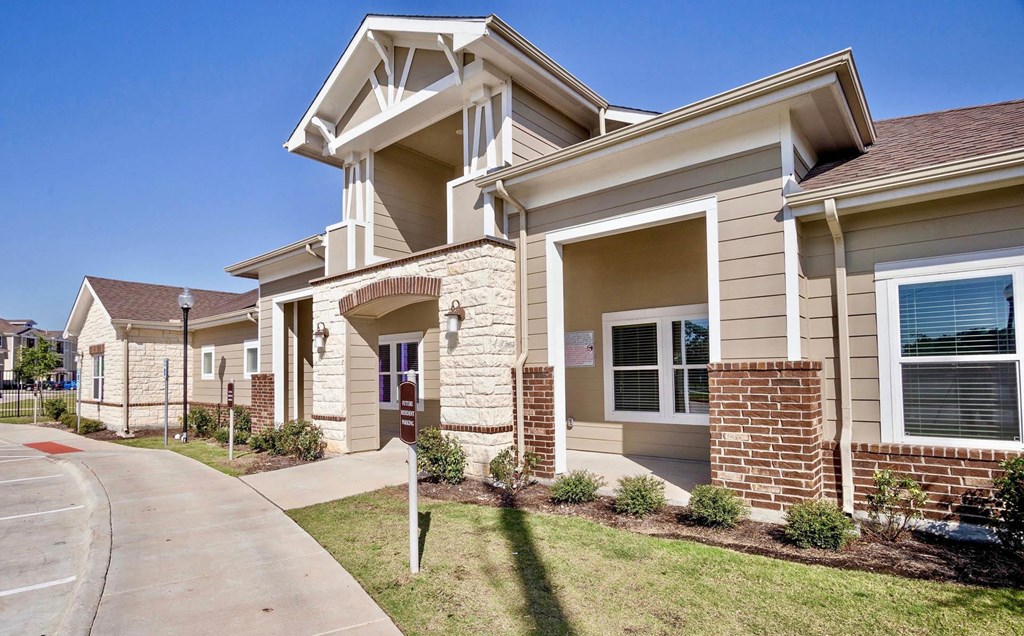 Leasing Office Exterior Leasing Office Exterior at Windy Ridge, Texas